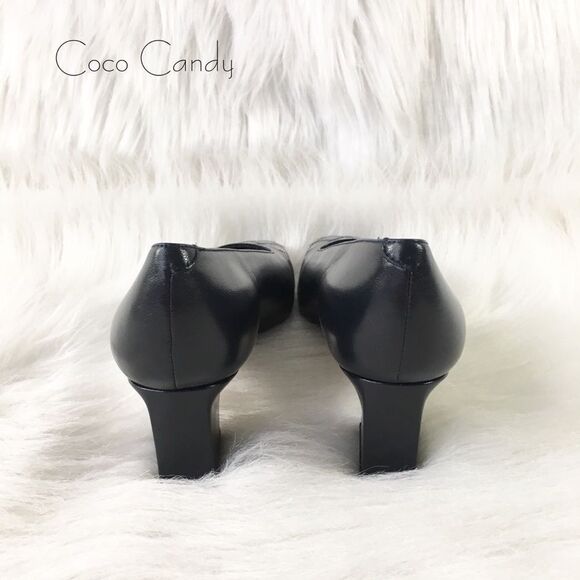 🔃Evan Picone Navy Blue Leather High Heel Pumps - Picture 5 of 8